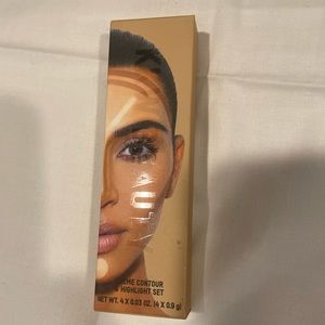 New in box. KKW Contour Kit